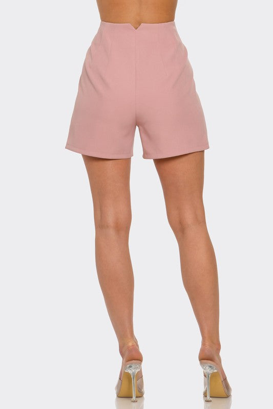 Elle short